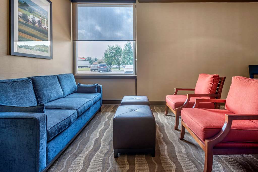 Comfort Inn Lancaster County North - photo 29