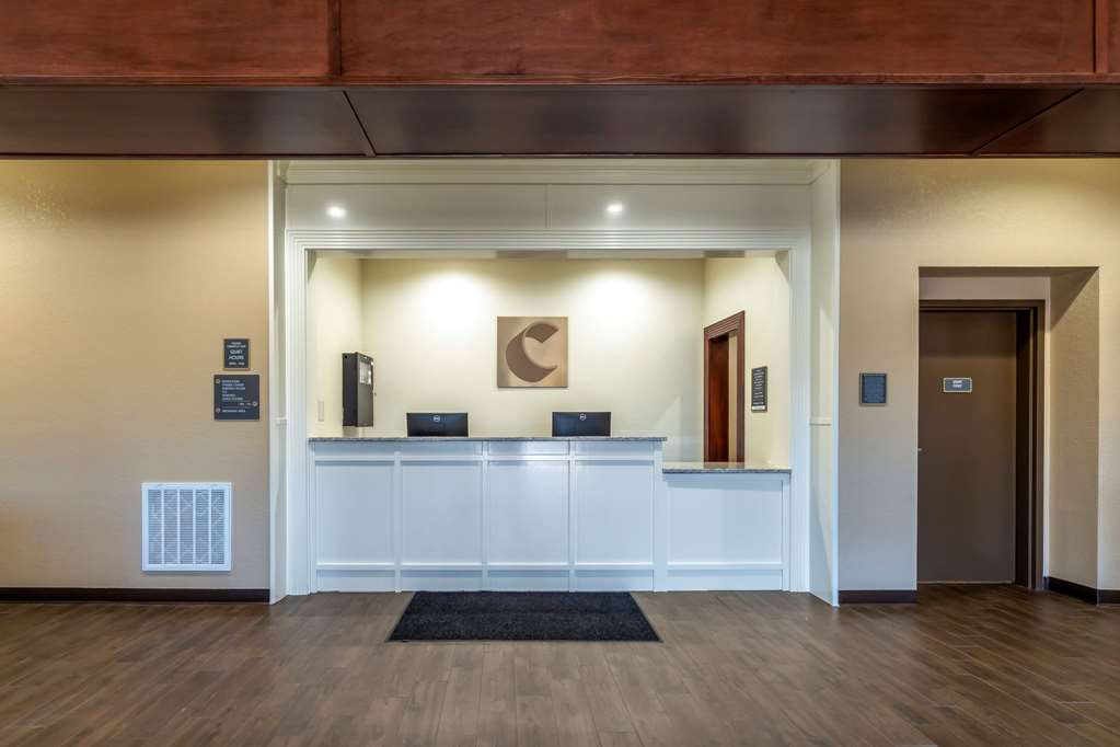 Comfort Inn & Suites Harrah - photo 7