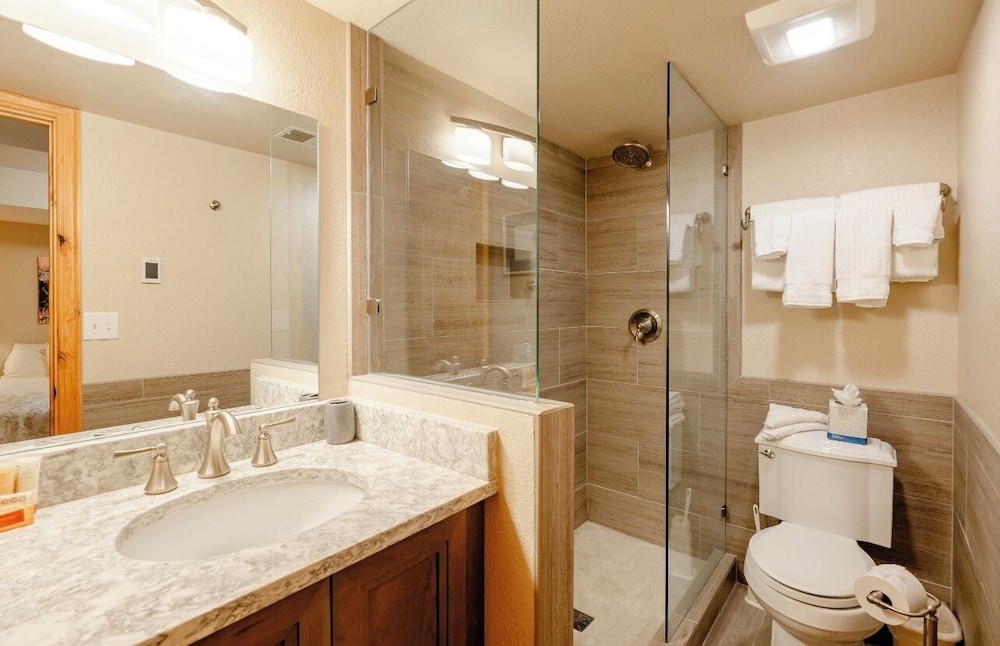 Village Point 101 - photo 27