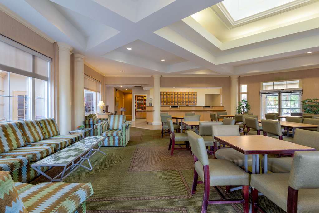 La Quinta Inn & Suites by Wyndham Lakeland West - photo 5
