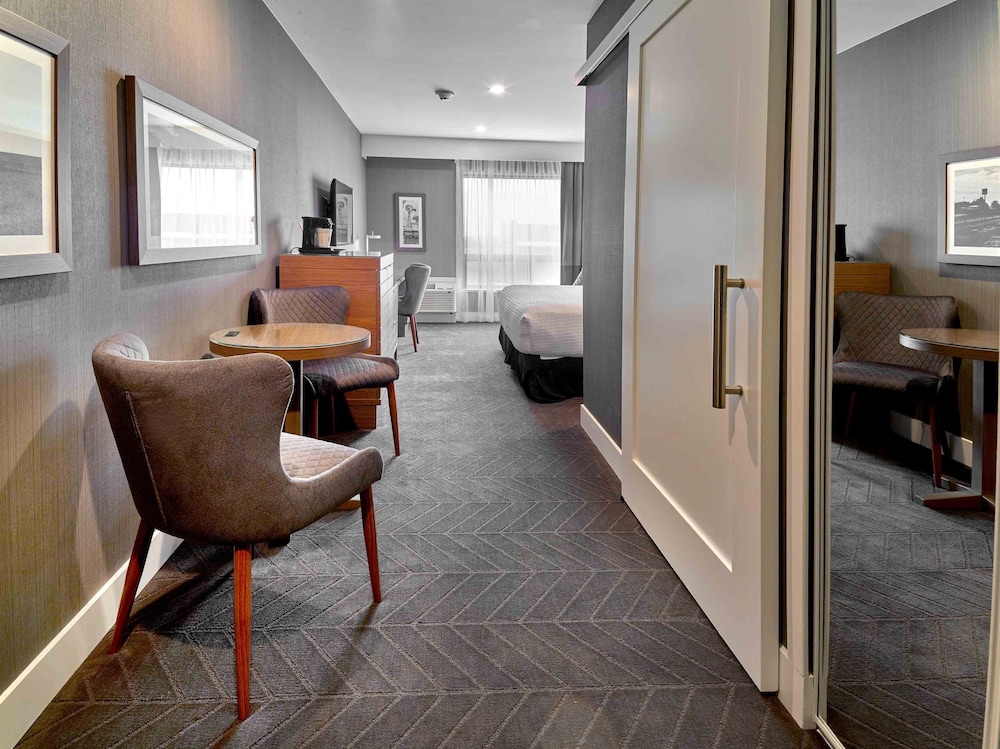 Sandman Signature Plano Frisco Hotel - photo 10