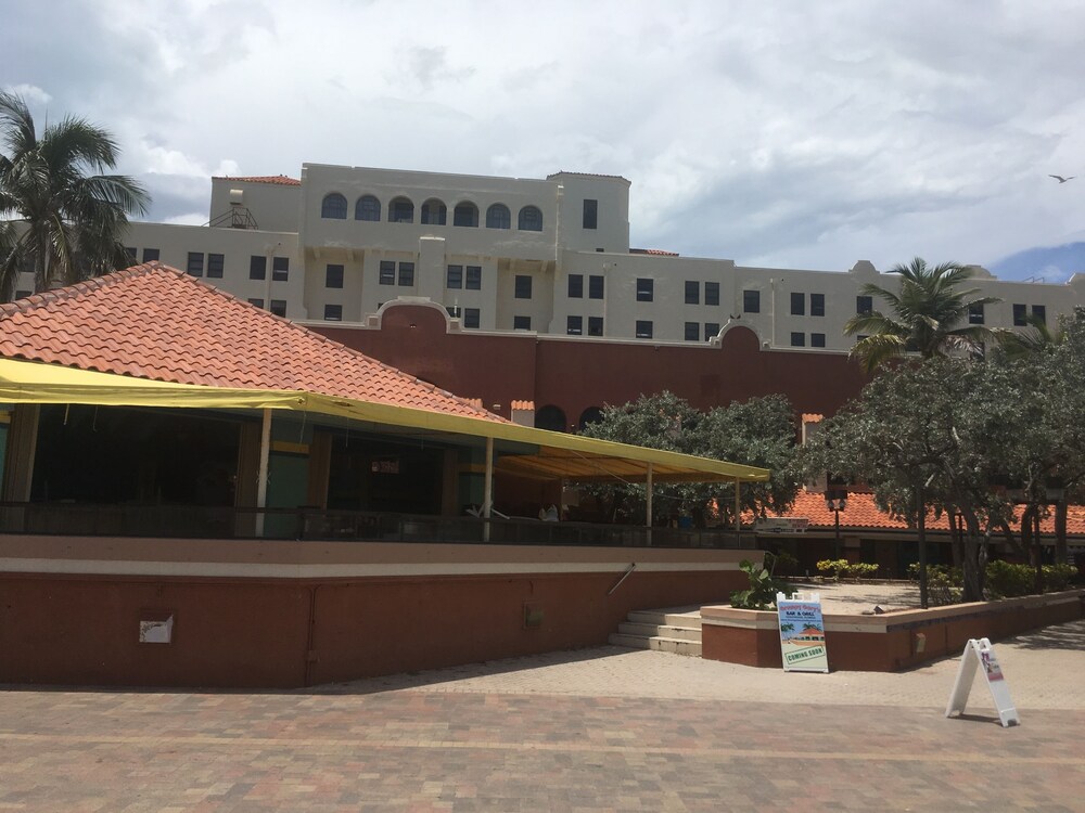 Historic Hollywood Beach Resort - photo 19