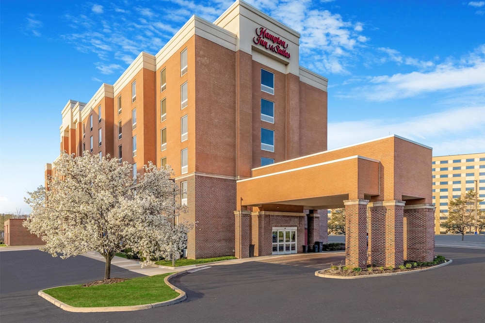 Hampton Inn & Suites Detroit Airport Romulus in Romulus, United States