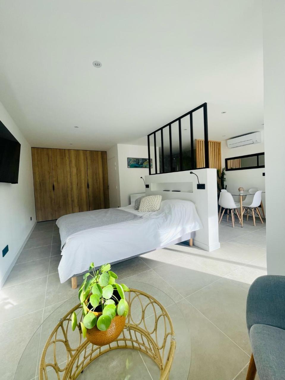 La Suite Provencale — 4-Star Luxury Hotel in Marseille, France