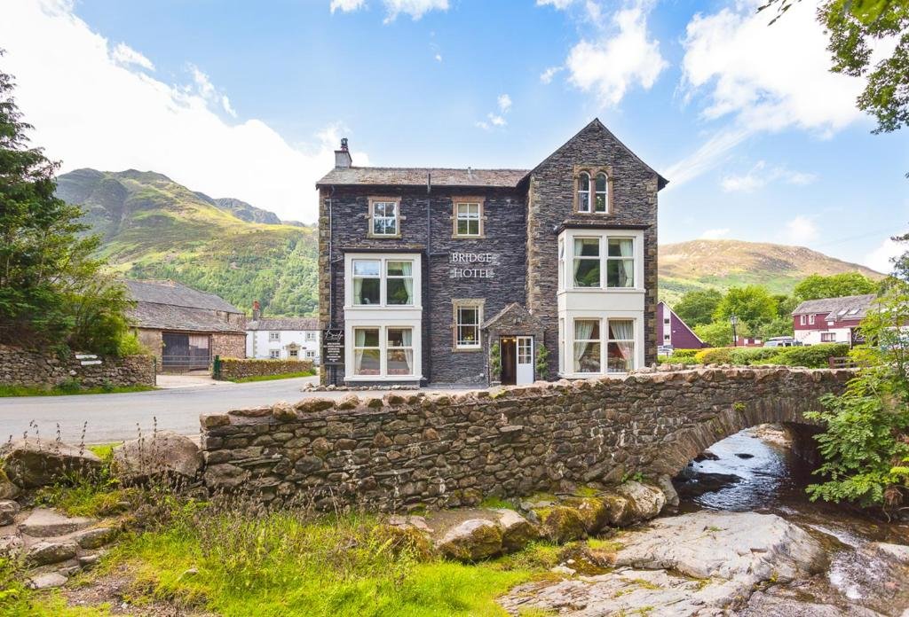 Bridge Hotel — hotel in Cockermouth