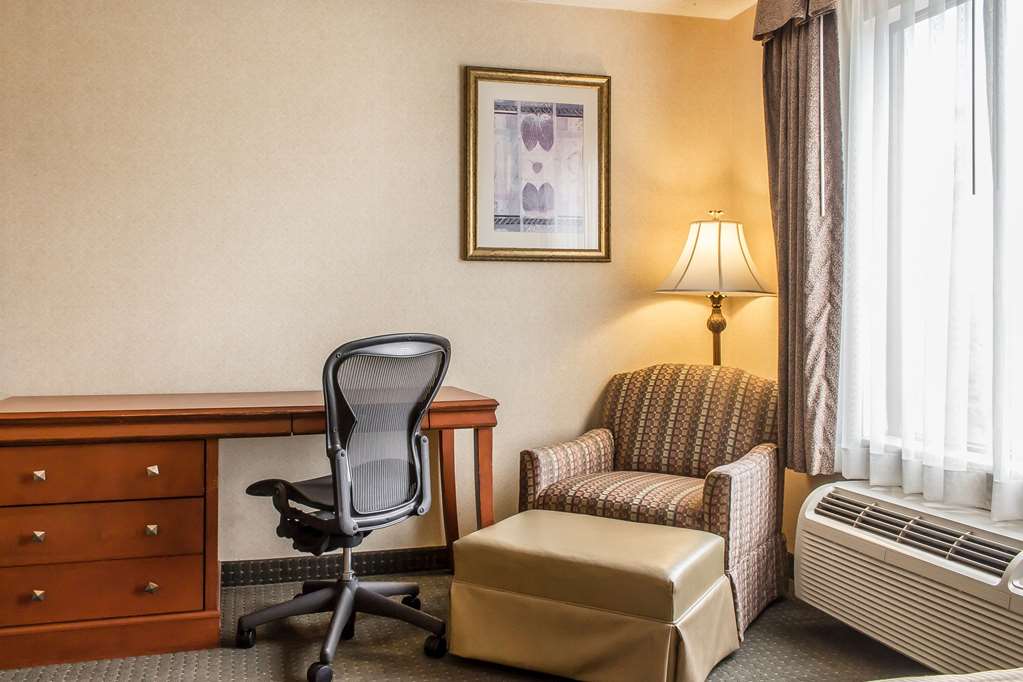 Quality Inn Hackettstown Long Valley - photo 15