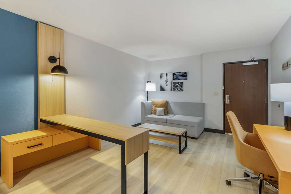 Comfort Suites Cheyenne WY - photo 14