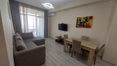 Heart of Ortachala 2Bedrooms with open view