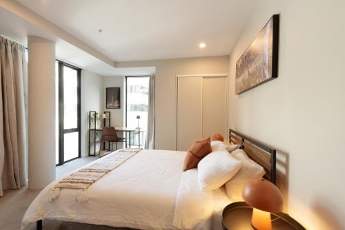 Brand New Central & Spacious on Victoria Street — 4-Star Luxury Hotel in Wellington, New Zealand
