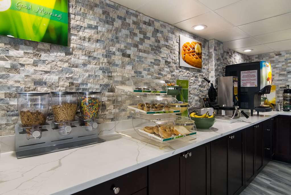 Quality Inn Aurora Naperville Area - photo 30