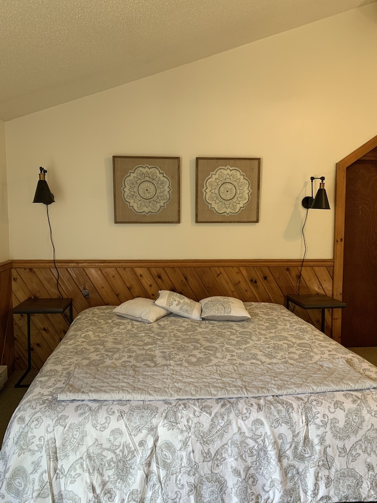 Magnolia Streamside Resort - photo 24