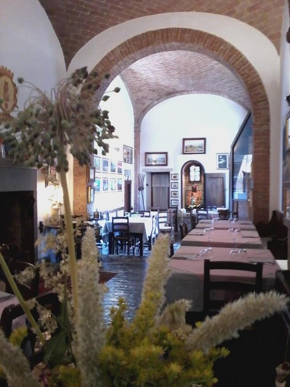 Cisterna Nel Borgo — hotel in Castiglione D'orcia