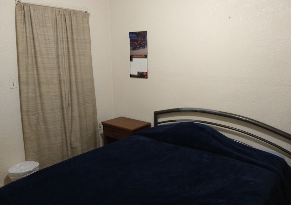 EL Amigo Motel - photo 8