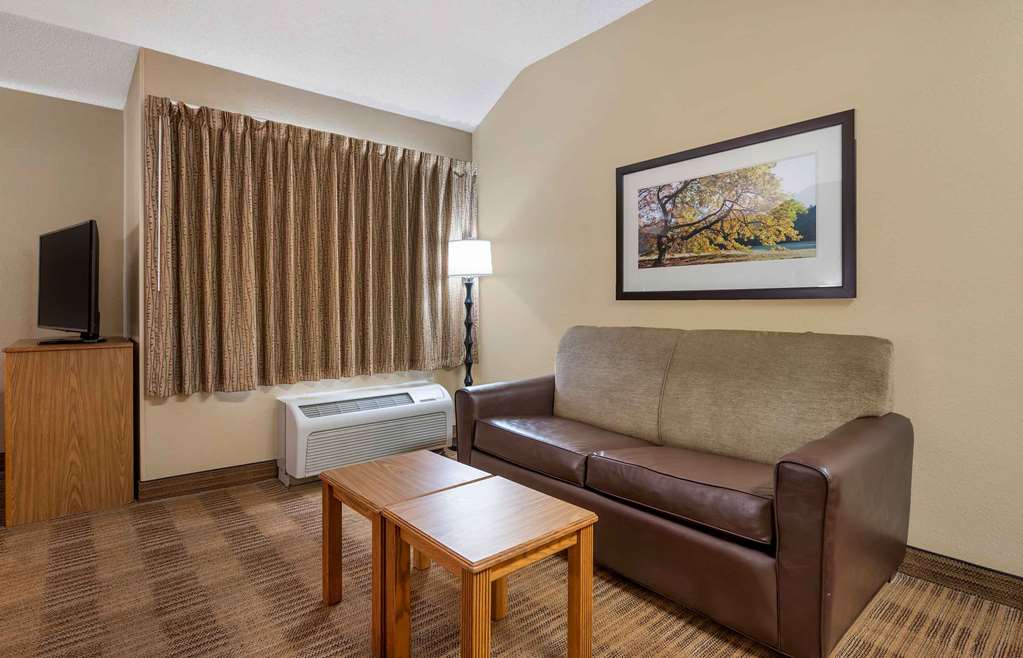 Extended Stay America Suites Indianapolis West 86th St - photo 21