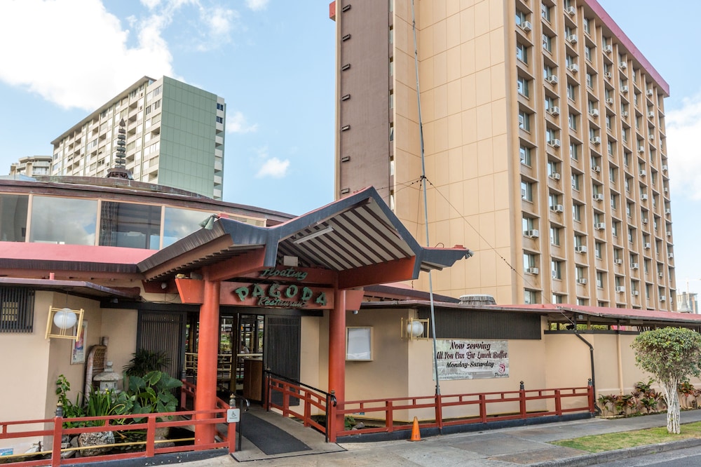 Pagoda Hotel - photo 26