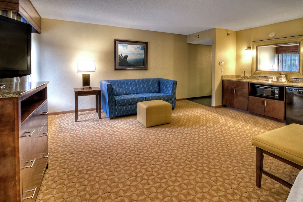Hampton Inn Jonesville Elkin - photo 5