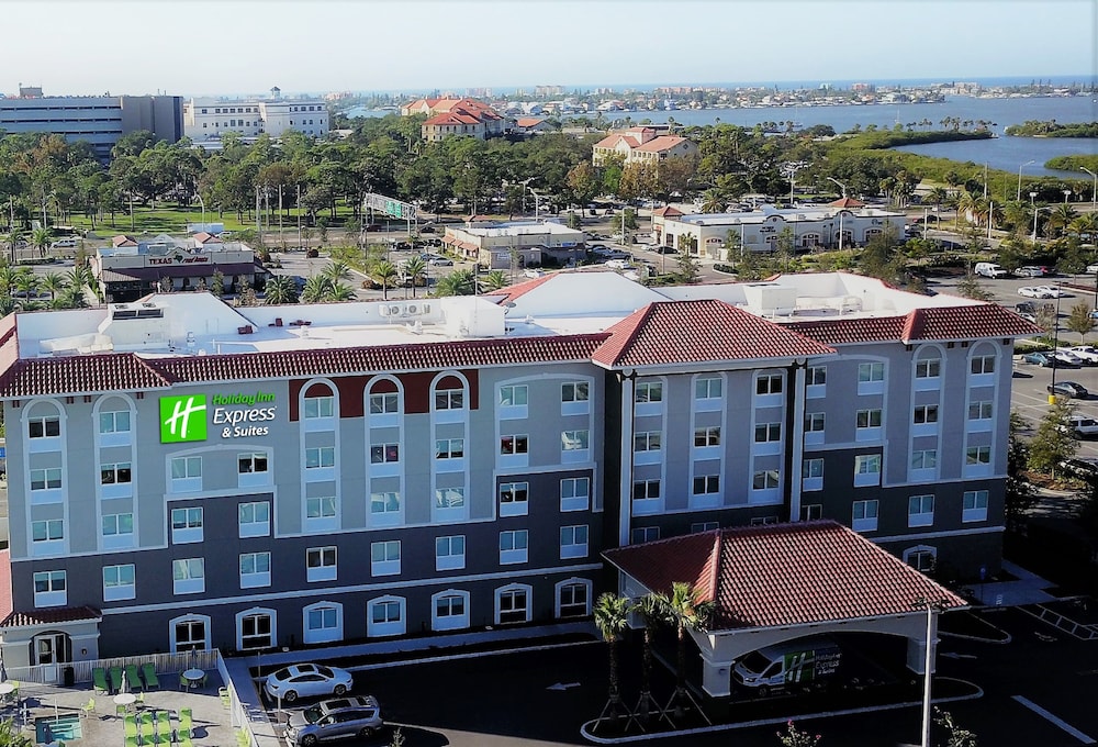 Holiday Inn Express & Suites St. Petersburg Madeira Beach by IHG - featured photo