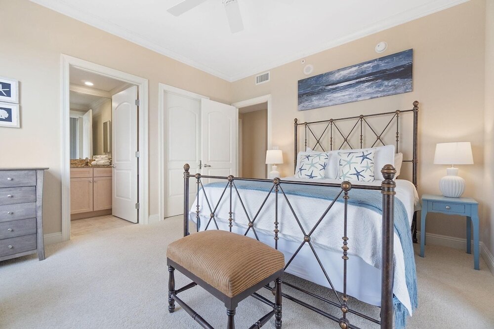Indigo West Unit 1102W — 4-Star Luxury Hotel in Pensacola, United States