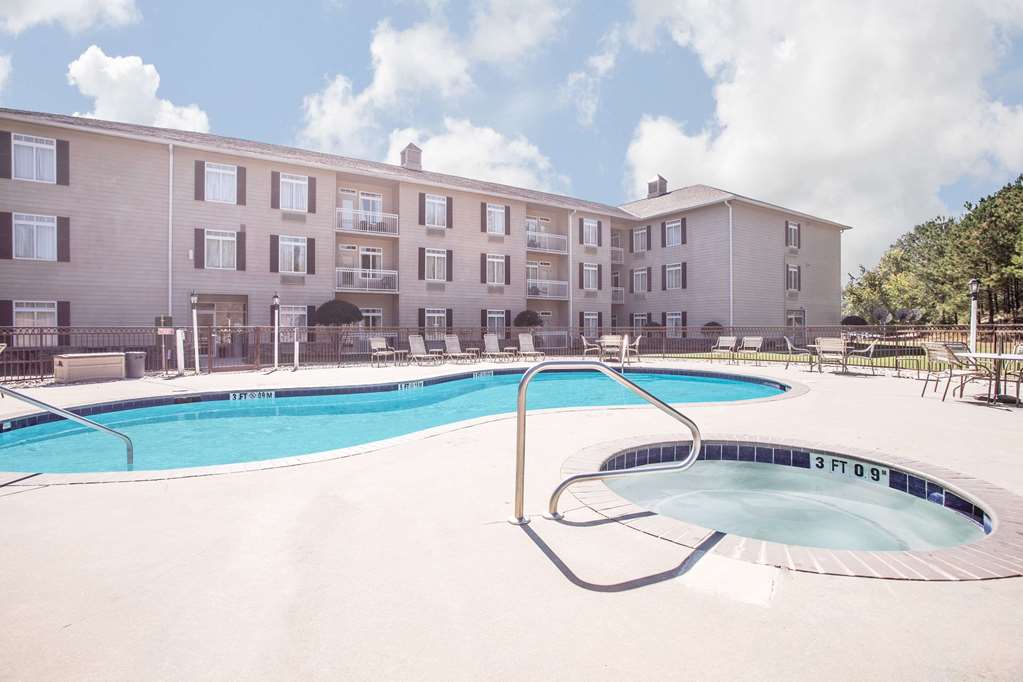 Hawthorn Extended Stay by Wyndham Conyers - photo 3