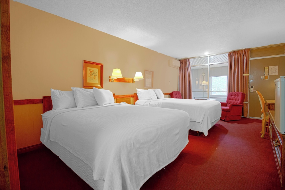 HomeTown Inn by OYO Liberal KS — hotel in Liberal