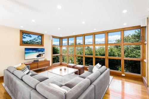 Luxury 3 bedroom Pines house with 360 degree views — 4-Star Luxury Hotel in Sayville, United States