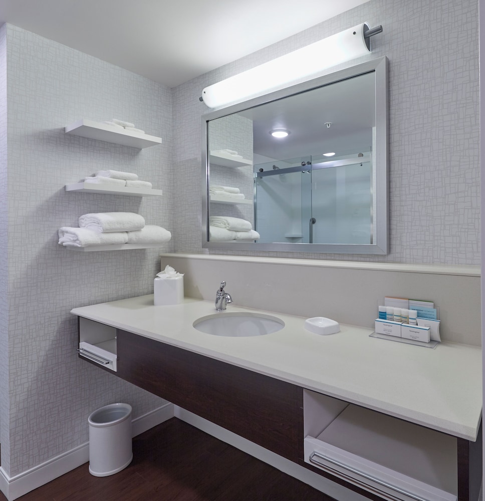 Hampton Inn & Suites Hood River - photo 19