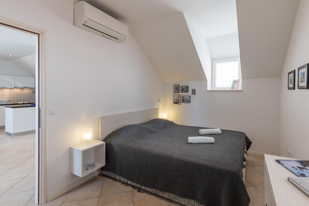Apartments Odin