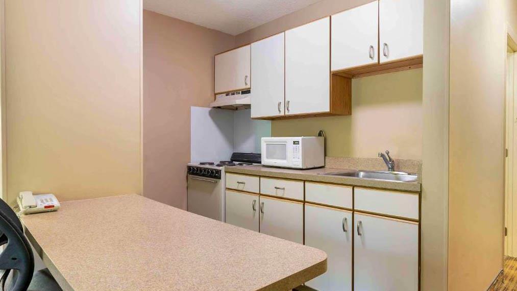 Studio 6 Suites Charlotte NC Tyvola Rd Executive Park - photo 43