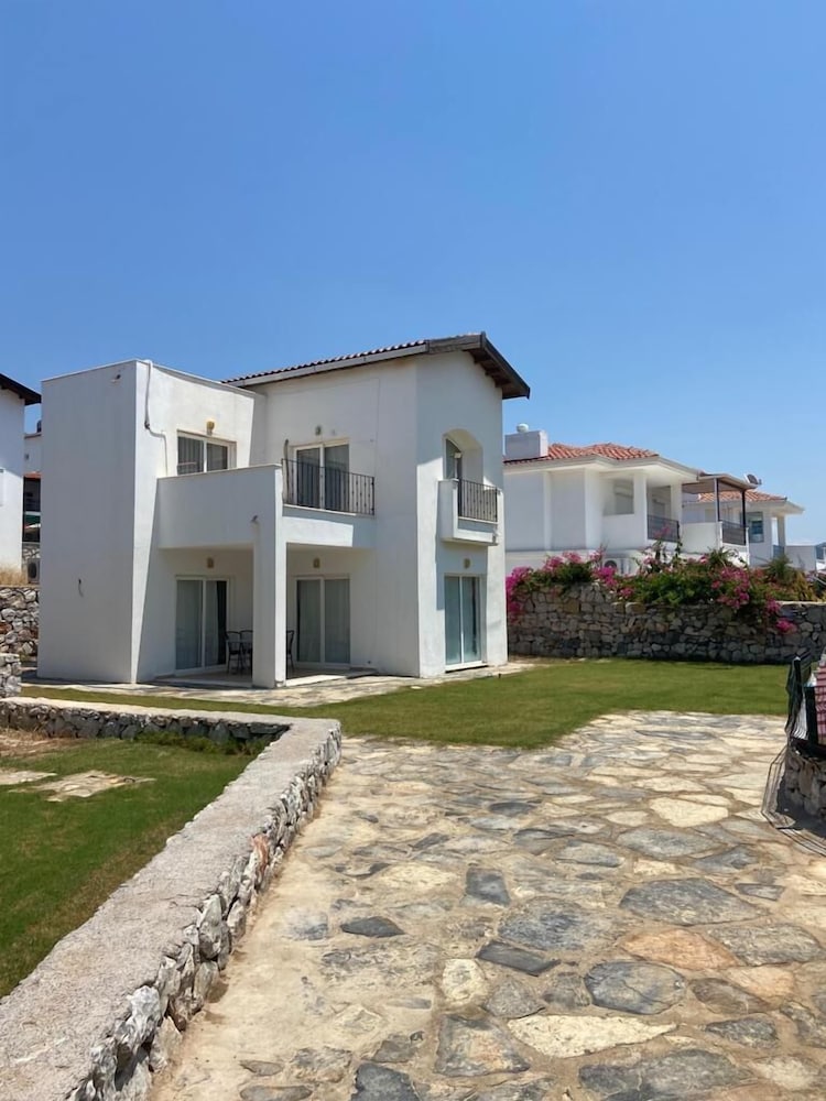 Crocus Turizm in Milas, Turkey