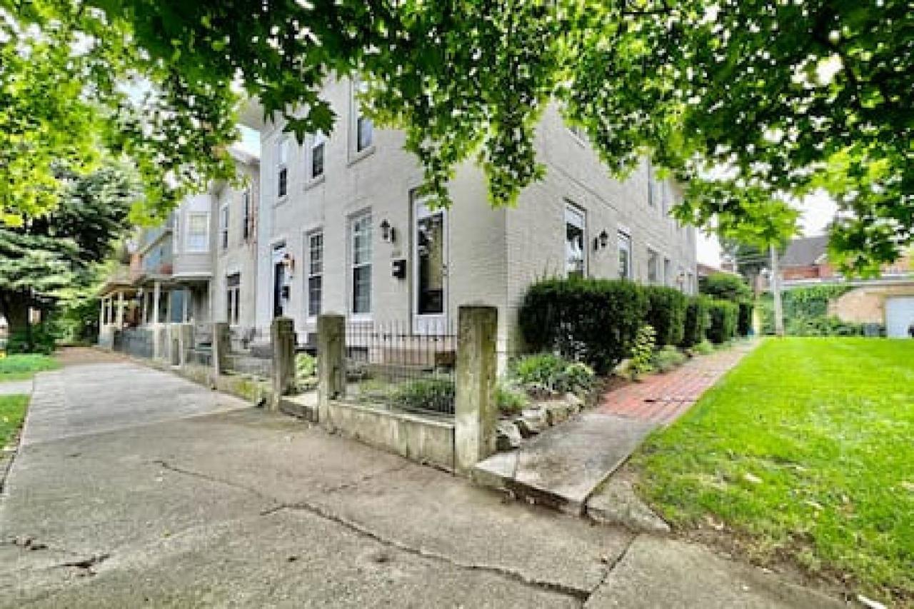 1 Bd Hide away Historic Dayton Oh Oregon District — 4-Star Luxury Hotel in Dayton, United States