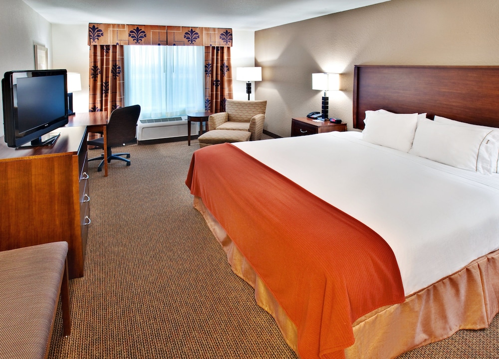 Holiday Inn Express Hotel & Suites Dubuque by IHG - photo 9