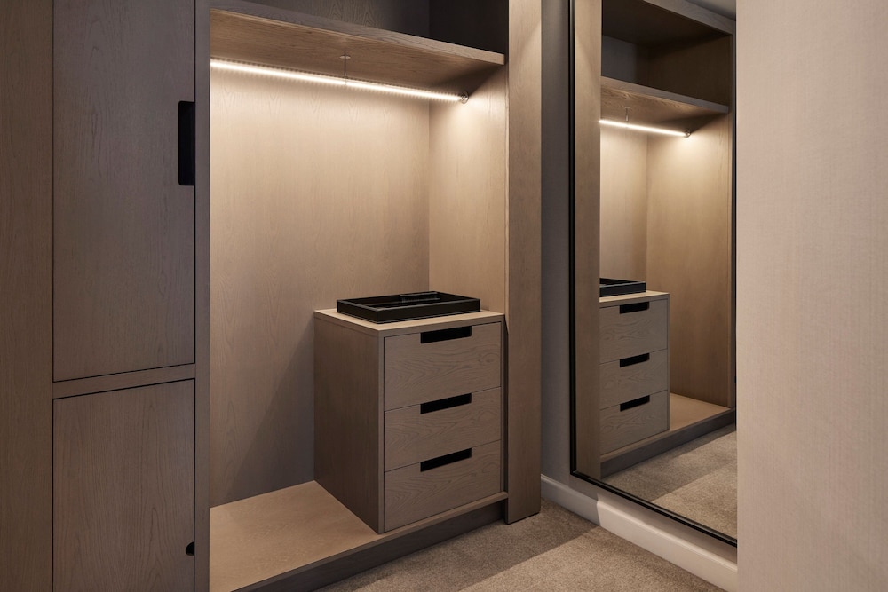 The Luxury Collection Hotel Manhattan Midtown - photo 27
