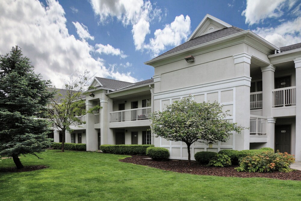 Econo Lodge Murray - photo 32