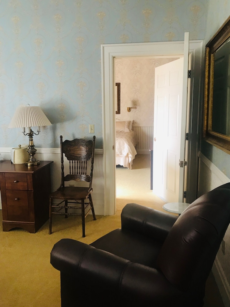 Kingsley Inn - photo 38