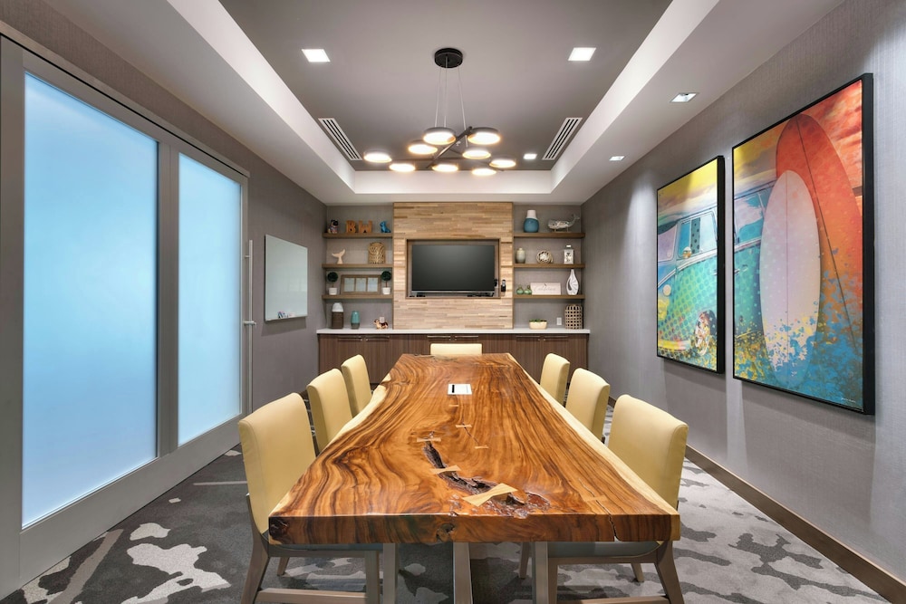 TownePlace Suites by Marriott Los Angeles LAX Hawthorne - photo 43