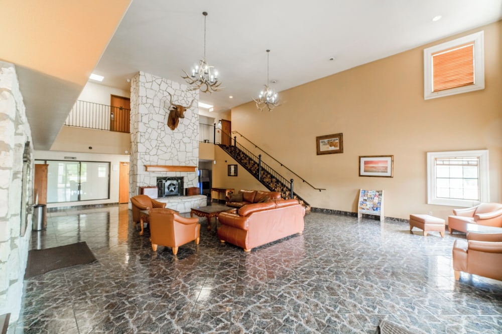 Texan Inn By Oyo Beeville Us 181 - photo 14
