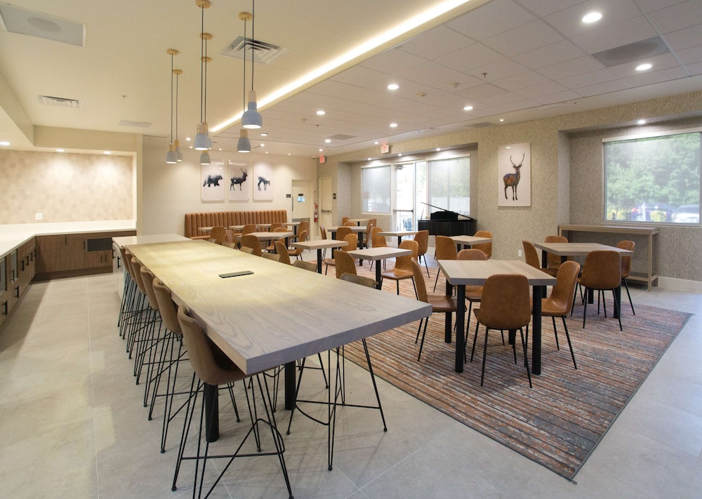 DoubleTree by Hilton Chico - photo 41