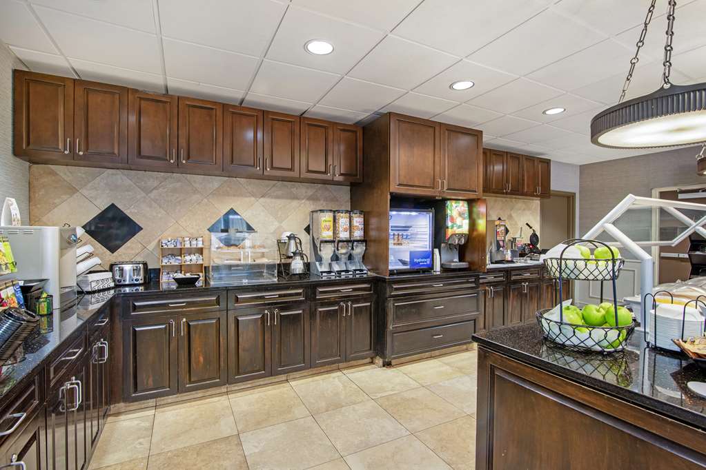 Best Western Savannah Historic District - photo 22