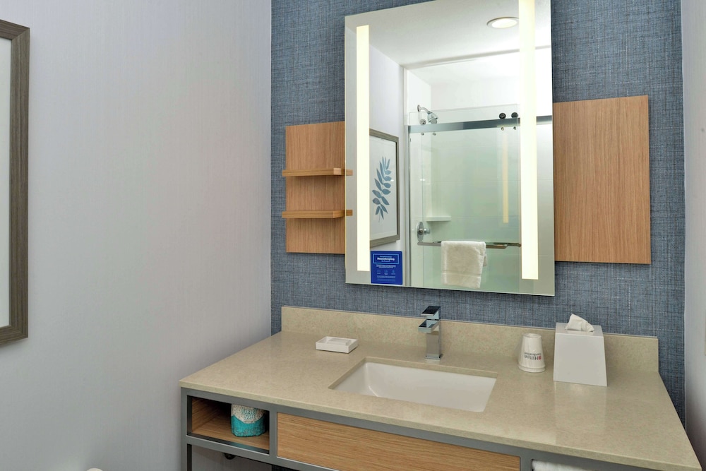 Hilton Garden Inn Napa - photo 43