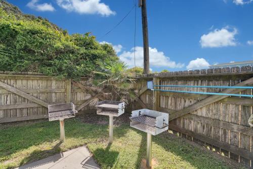 Paradise By the Sea - photo 5