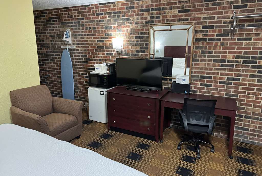Travelodge by Wyndham Airport Platte City - photo 8