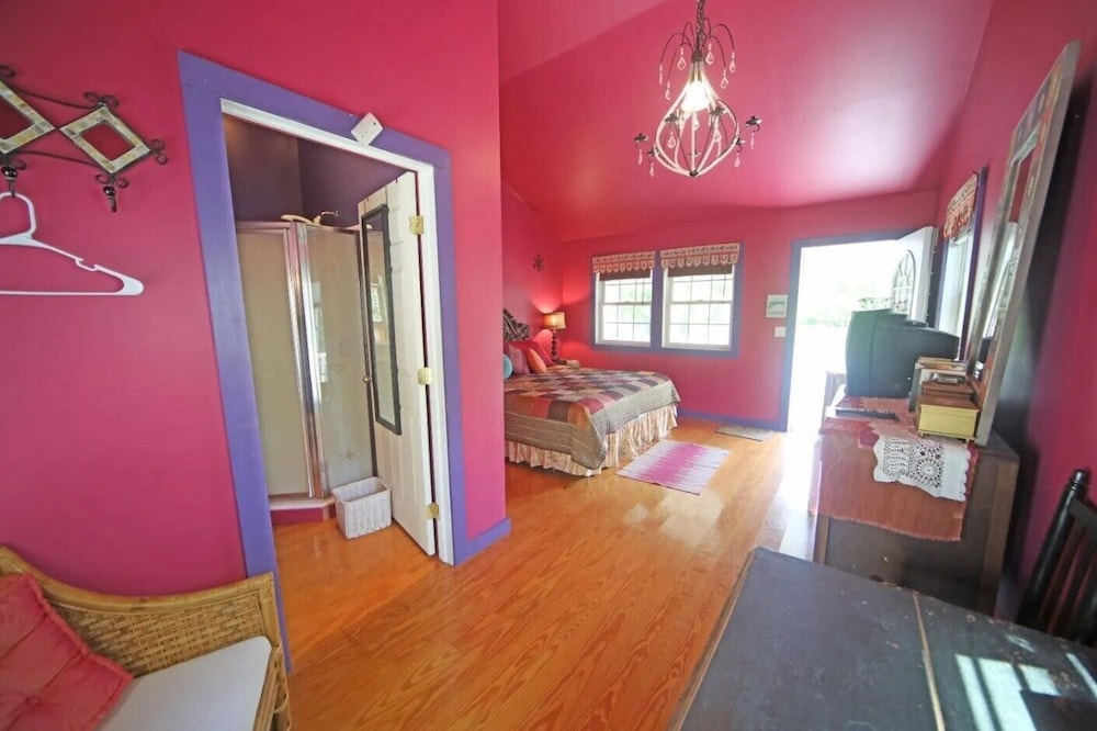 The Hayden Creek Inn - photo 6