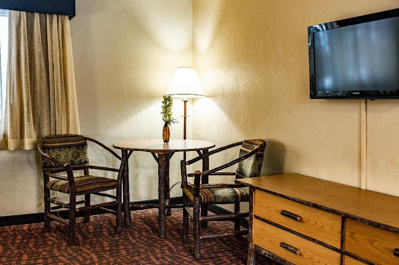 Elk Country Inn - photo 105