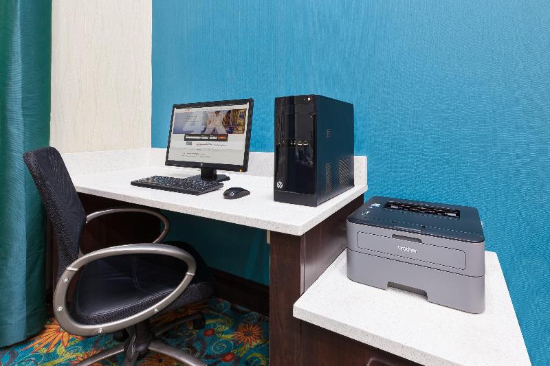 Holiday Inn Express & Suites Southport Oak Island Area by IHG - photo 6