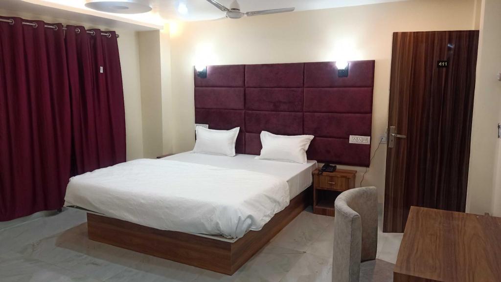 Super Townhouse Bank More Dhanbad Formerly Rise And Dine — 4-Star Luxury Hotel in Dhanbad, India