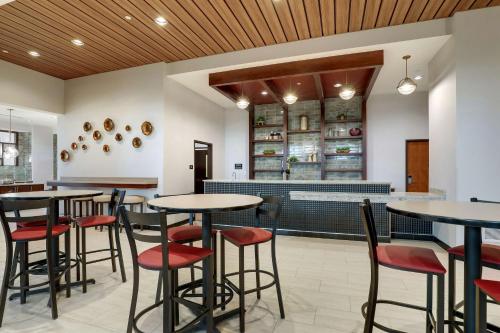 Drury Plaza Hotel Cincinnati Florence - photo 34