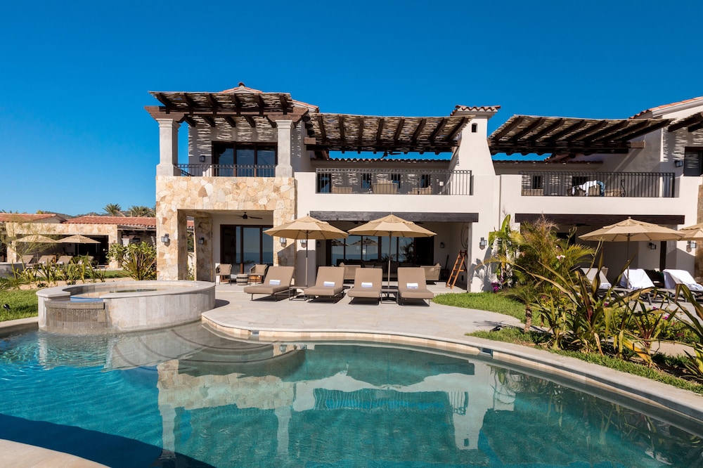 Live Aqua Private Residences Los Cabos