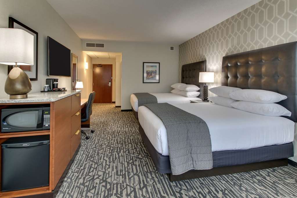 Drury Plaza Hotel Richmond - photo 33