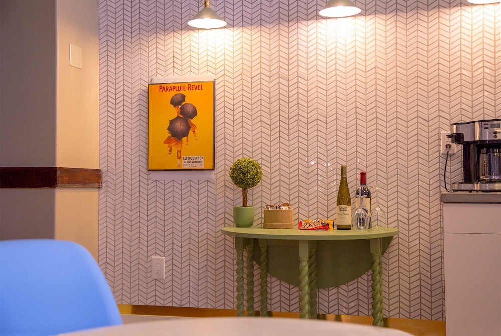 School 31 Lofts at Colors Studios - photo 48