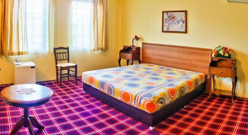 Hotel Teres — Kazanlak — photo 2